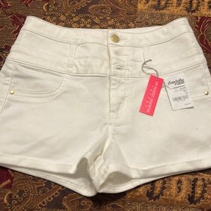 White Charlotte Russe